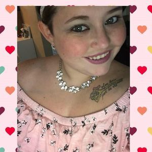 Meet your Posher, Kendra